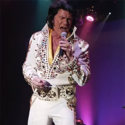 Robert Hund performing as Elvis in San Antonio